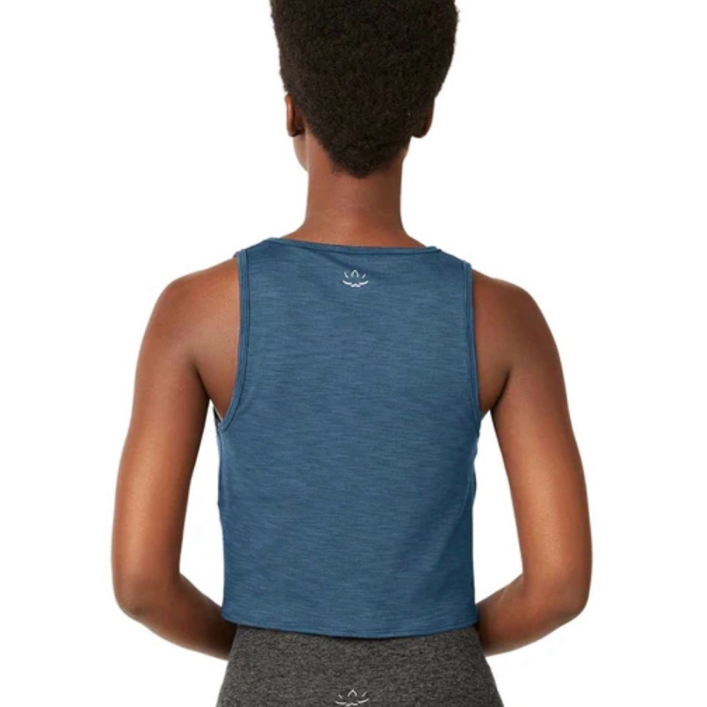 Beyond Yoga • Knotted Scoop Neck Tank Top - Picture 2 of 7